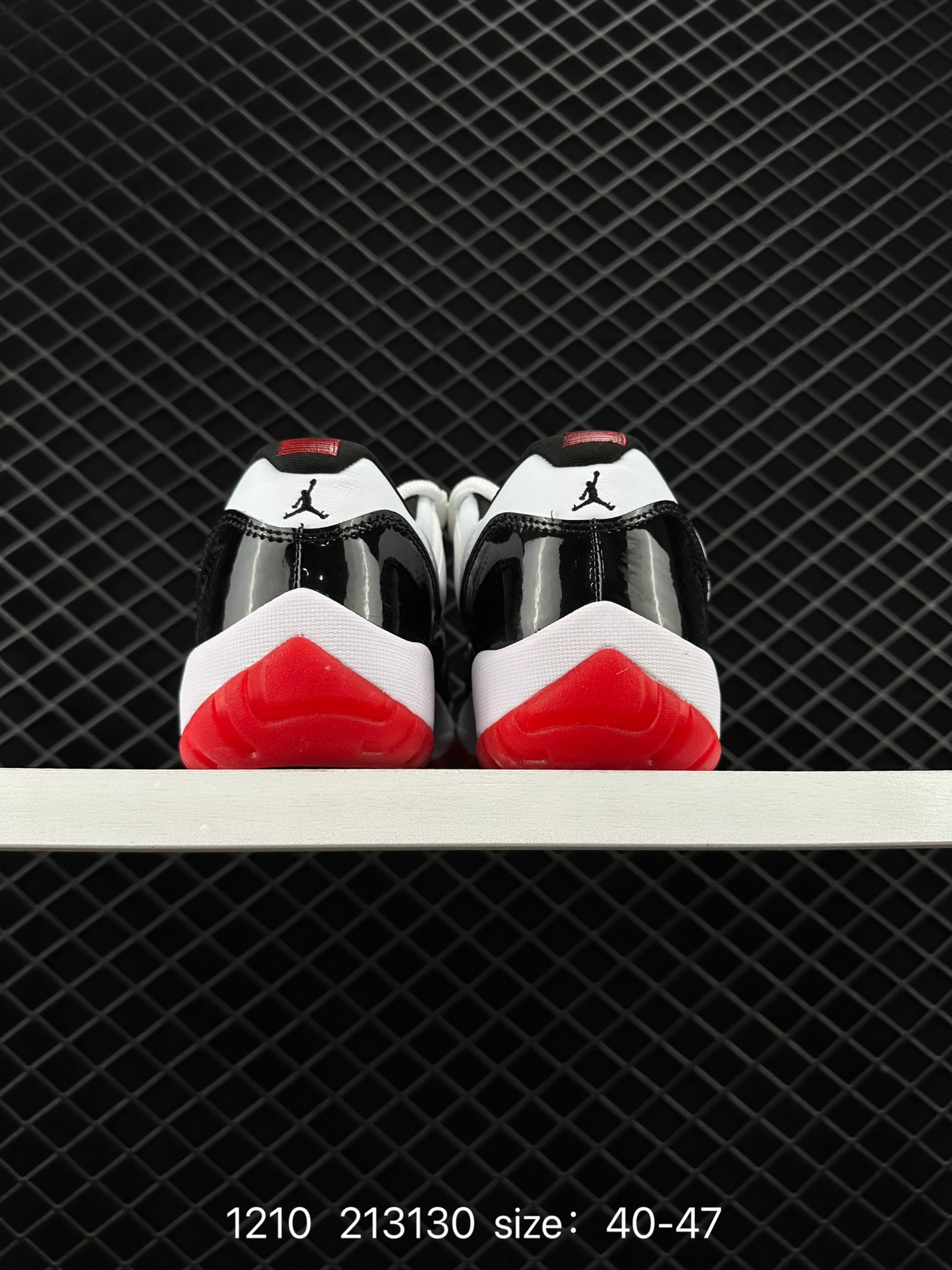 Nike Air Jordan 11 Retro Low”Concord“